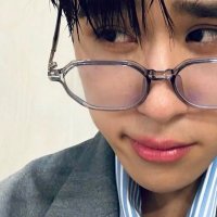 hua 📨 ia (@chersonigiri) 's Twitter Profile