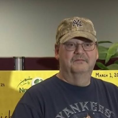 I'm Micheal j weirsky, The New Jersey mega lottery winner of $273 million dollars, I'm giving out $50,000 to any of my followers... #usa .. #usa #canada