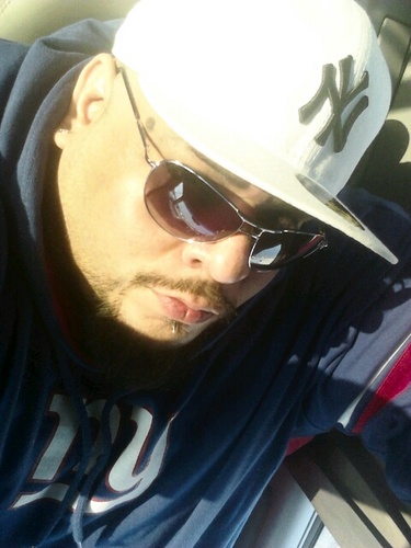 Tmalez84's profile picture. 