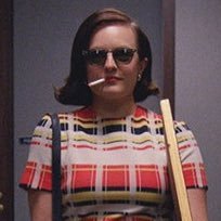 TheHomelyBaby's profile picture. She is the apple that goes in the pig’s mouth.