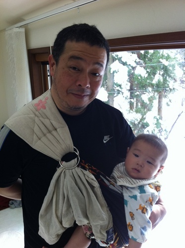 75歳まで現役で働く宣言！色んなビジネスに挑戦する還暦オヤズィの奮闘記であります。タクシー乗りは夜勤から昼勤に移行し元々の稼業WEBと映像の仕事をワンマン運転でやっています。神社神道の学校・浪速高等学校卒。2012某私立有名大学の大学院博士前期課程（公共政策）を修了。支持政党無し。共産主義リベラル大嫌い。