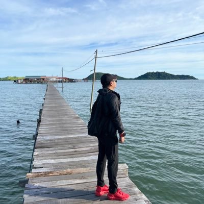 Self-respect doesn’t mean being prideful/ ego. It means understanding your worth and stepping away when it’s not seen. ❤️🛫🏕️🏖️