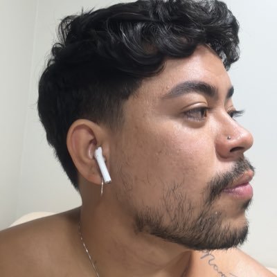 gabrielsestoli's profile picture. 👀