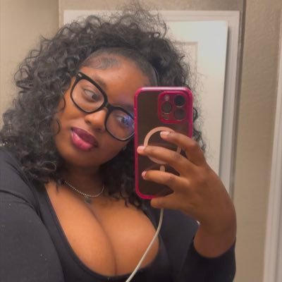 FINEA$$MILF๐ Profile