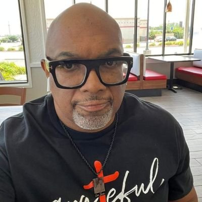 Jamesmaddi27727's profile picture. 