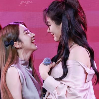 xpaulasemnocao's profile picture. 