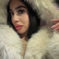 ⭒ V (@venuuswrld) 's Twitter Profile