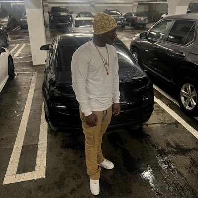 NoFairFade's profile picture. Summit Ave