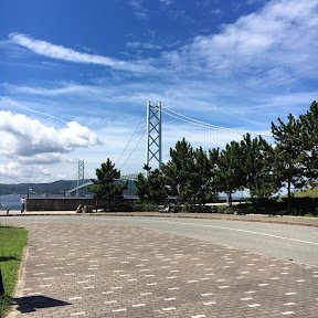 2025年2月まで見ているだけでしたが
兵庫県問題をきっかけに黙っていられなくなりました
腹が立つと関西弁になったりします
礼儀、挨拶、感謝と敬意を大切に生きていきたい
鬼平長谷川平蔵(中村吉右衛門)がラストシーンで見せる情けとエンディング(INSPIRATION)に涙します
兵庫県在住のスワローズファン(希少種)