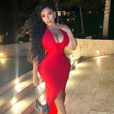Exclusive Content Creator ⭐️ Thick Latina/ Asian 💦💕Dm for FaceTime Calls