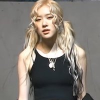 𝐧𝐚𝐲 (@rosieheheh) 's Twitter Profile