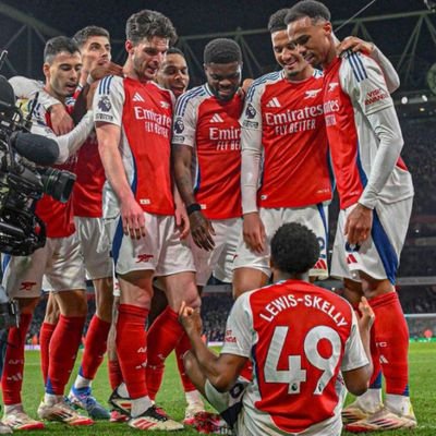 Arsenal fan 💯. Dark art Football lover all time. ⚽🏀🏉🥎⚾🏈🏐🎯🏹