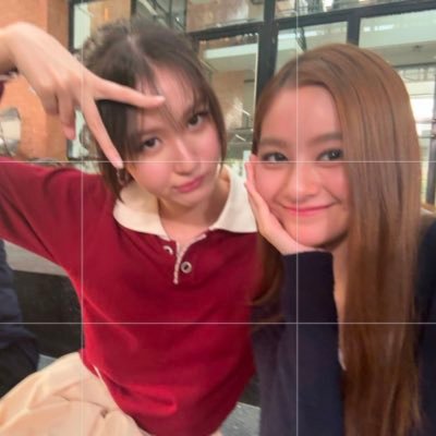 ViewmimH91215's profile picture. Here comes the love for View-Mim and ViewMim ❤️🤍🐰🐥