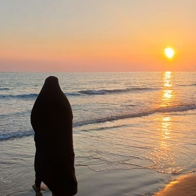 فالو=فالوبک
👈بک ندی آنفالویی
🍃⚘️هفت شهر عشق راعطار گشت/ماهنوز اندرخم یک کوچه ایم🍃⚘️