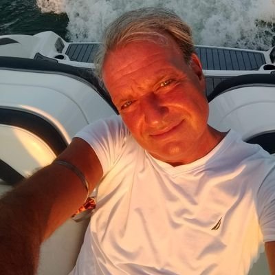 Onbeachtime123's profile picture. please...DO NOT ask for money, not interested in paying for content or friendship...