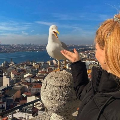 Oxunacaq ən böyük kitab insandır.