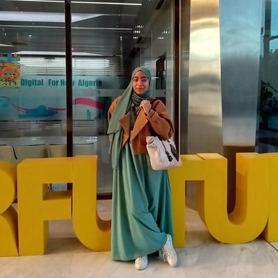 DaddaHamid40259's profile picture. 4th year computer science student 💻
web/app designer and developer 👩‍💻