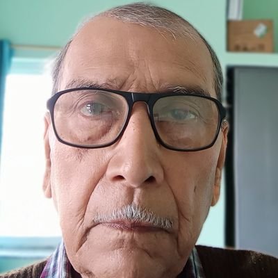 सेवा निवृत्त,सर्व धर्म समभाव, धार्मिक कुरीतियों का विरोधी, बुद्ध के मूल सिद्धांतों का समर्थक।आपके कार्य समाज के सबसे निचले पायदान के उत्थान के लिए होना चाहिए।