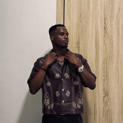 Software Engineer, Building @sixelfapp — Email for enquiries: benkaythe1st@gmail.com