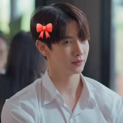 ༘🌿 เปเป้อมิัน : ( 23↑) | แอคหวีดผู้- เอ้ยลูก!
♬‿ɪ artist 🎨 | ซีรีย์
สิงด้อม : #แม็คกี้บาส / #โทมัสก้อง / #maxky_rp / #บาสเด็กอ้วนที่แท้จริง / #6CODE