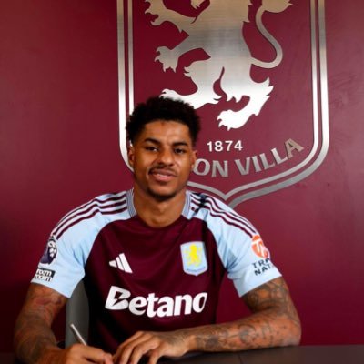 rashbandicoot_'s profile picture. 🔴