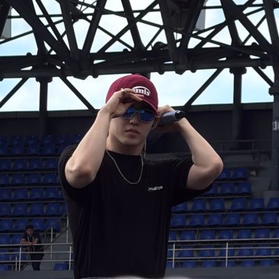 더 큰 꿈을 향해 // seb’s 🏁 forza ferrari! // 🧡💙 // 💎 - 🍒🍓 - 🐈⬛🐈 - 🐢🦦 // ++ //