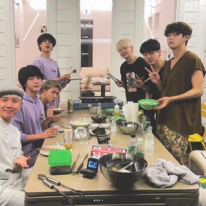 JelenaNg54512's profile picture. ARMY. 💜🐨🐹🐱🐿️🐣🐻🐰