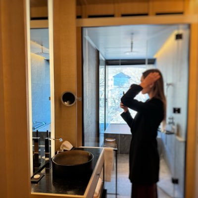 会社員で建築士をしつつ、2社代表+1社顧問です。学生時代はブラジルで古民家調査をしてました。日本の有人離島は354島、海外は75カ国訪問。奥さんがロシア人です。NBAをよく観てます。10/26横浜マラソン 12/6湘南国際マラソン。年末年始🇮🇳🇸🇦🇪🇬🇰🇼🇧🇭🇦🇪