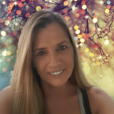 JoyBeach7's profile picture. 