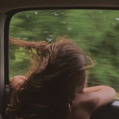 firekittenzey's profile picture. 