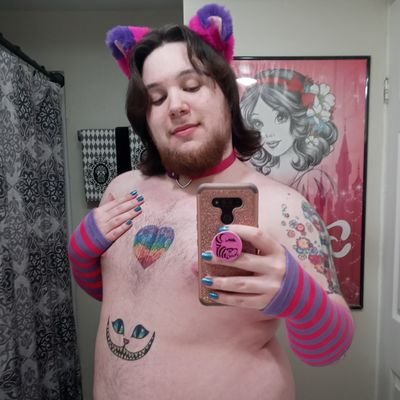 🏳️🌈18+; QUEER KITTY; he/they; DM's always open; NERDY AF; Daddy: @BearxRich; Master to: @PupZander420