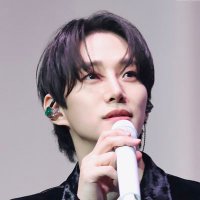 톡톡 (@junho_real_) 's Twitter Profile