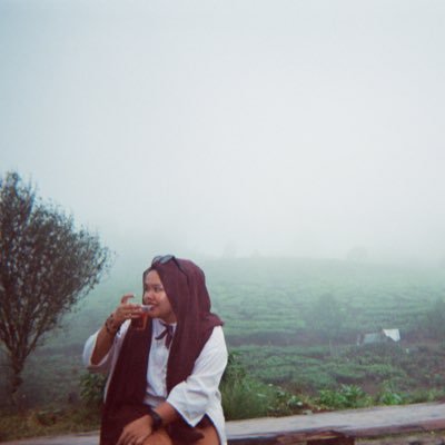 izzahrosman1's profile picture. Movies Food Music Travel Comedy