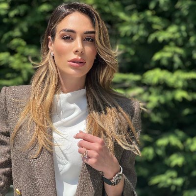 Olivia998Olivia's profile picture. Love travelling; Dance lover; Jamming to music; Be yourself there's no one better; Being good is a beauty; Bestie is my life; Life is so short, go after what ..
