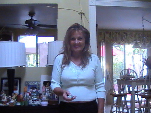 VEGodleski's profile picture. singer/songwriter, mom of 6, married, catholic, loves starbucks coffee, loves eating raw and organic food, loves yoga,  pilates and running, loves to laugh