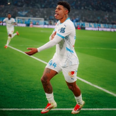 4leX_40's profile picture. #teamOM ⚽️