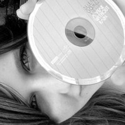 Ingra... Tão sensível, tão forte, tão menina, tão mulher, tão diferente, tão única... Tão minha. Também sou dreamer :) FC dedicado a @zombiekills_