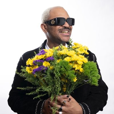 OhCurtCurt is an accomplished trombonist and independent artist with over 26 years of musical experience.