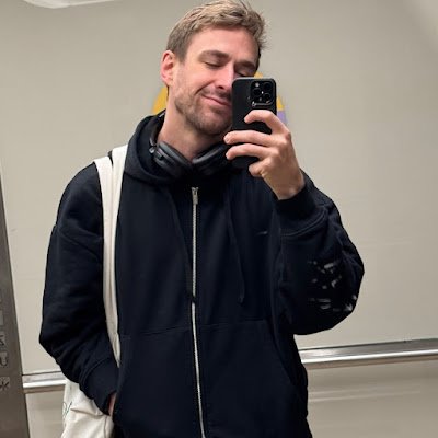 DavidSc1334606's profile picture. Love, Smile and Forgive