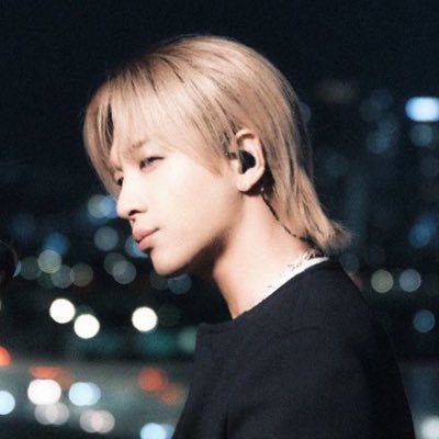 dudqoqo1822's profile picture. 