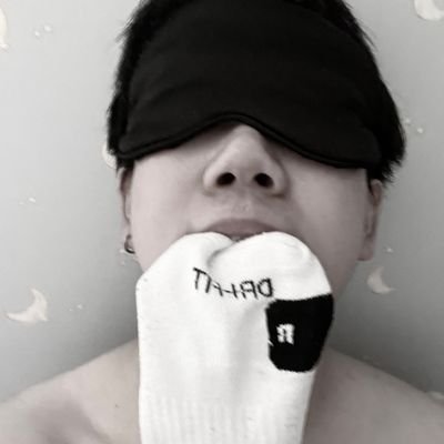 iconkang's profile picture. 郑州大学生 21 175 65 0m 贱🐶 蜜桃 耐
喜16cm以上的猛1 白袜臭脚s或正装爸爸s 
想被调教被羞辱被虐🍆被打桩
🉑约   qq1069723741
一直想尝试一下被多人轮奸