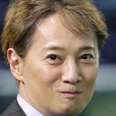 SMAPlovecrazy5's profile picture. 中居ヅラです😭 SMAP再結成諦めてないよ 中居正広を取り戻したい。地図も木村くんのファンサイトにも入ってる。殺す勢いのコメント見たら怖いから呟いてない。酷すぎたから。 でも、ずーっと中居くん大好きだし、SMAP再結成待ってるよ！