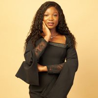 Morolake| Social media strategist (@pe_li_ah) 's Twitter Profile