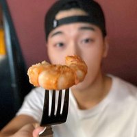 hee !! saw ateez (@sunbeebeep) 's Twitter Profile