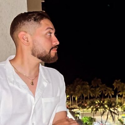 Anthonyyy123321's profile picture. 