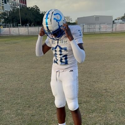Jordan Charite|Pos: defensive end|Ht: 6’2|Wt: 197|C’O: 2029|14yo use code: BIGDAWG36 to get you %10 off on @dimefitt