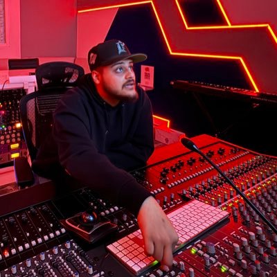 gabe_piedra's profile picture. ur girls favorite mixing engineer