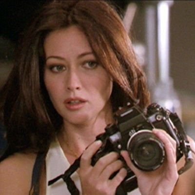 lilithwithanh's profile picture. 🫖✨🧙‍♀️ {french}                                                               gaylor swift, buffy, glee, cartoons, sitcoms & more
🩷💜💙