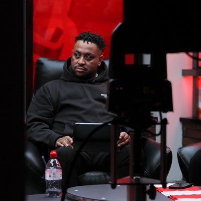 Jordan Valleys. DJ, Promoter, presenter @unitedstandmufc Content Creator insta:jordanvalleysuk DJ/Appearance/Brands: Email:nicky@wearefab.co.uk