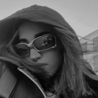 انگشت کوچیکه (@ananasposide) 's Twitter Profile